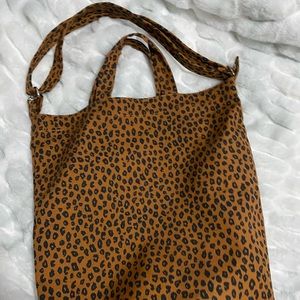 Cheetah print handbag